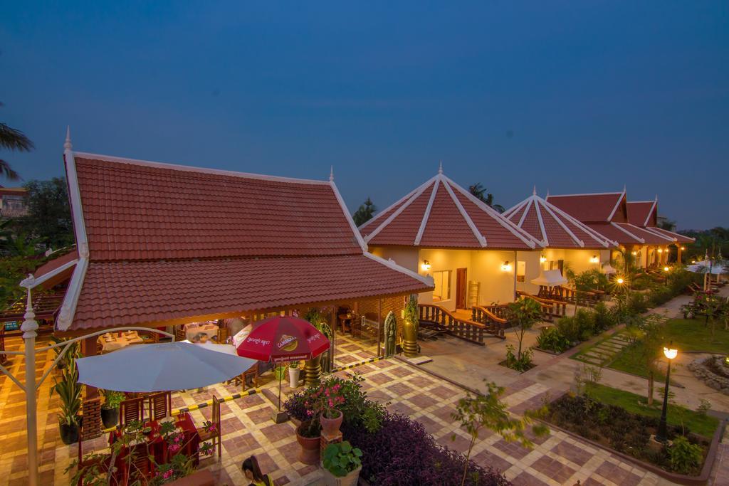 Ravorn Villa Boutique Battambang Kültér fotó